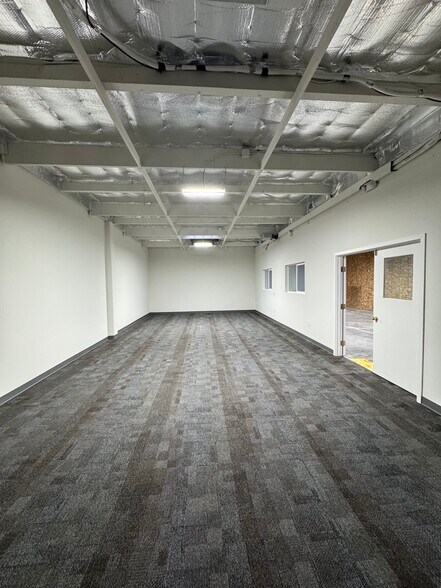 More Photos Of 1088 Independence Ave, Mountain View Warehouse For Sale