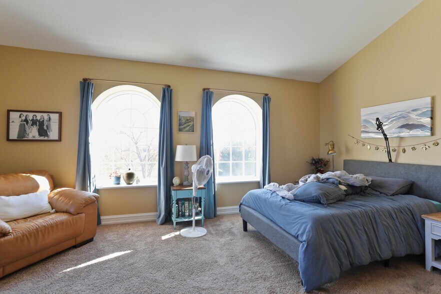 More Photos Of 14111-14113 Pennsylvania Ave, Hagerstown Freestanding For Sale