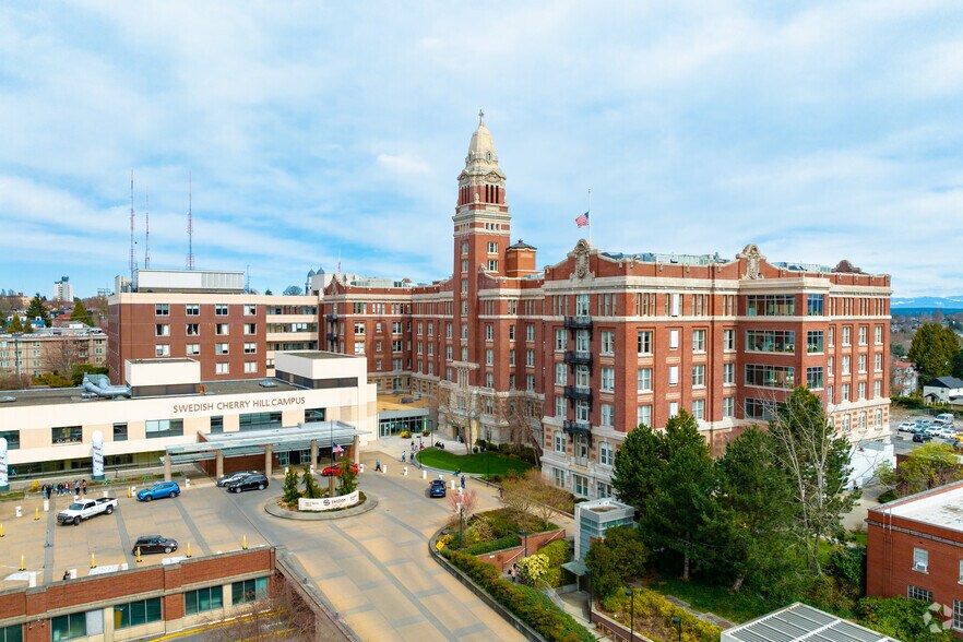 More Photos Of 550 17th Ave, Seattle Unknown For Lease