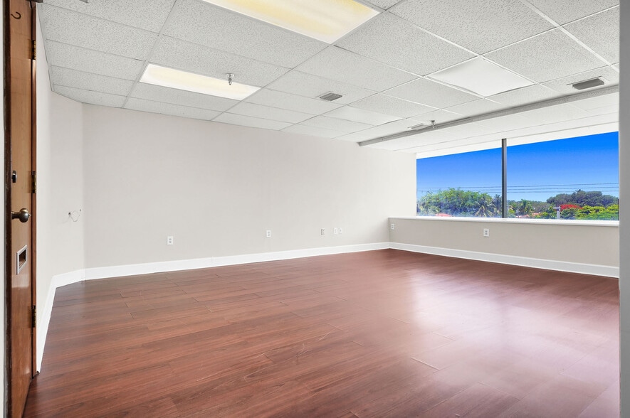 More Photos Of 2150 Coral Way, Miami Office For Lease