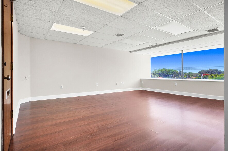 More Photos Of 2150 Coral Way, Miami Office For Lease