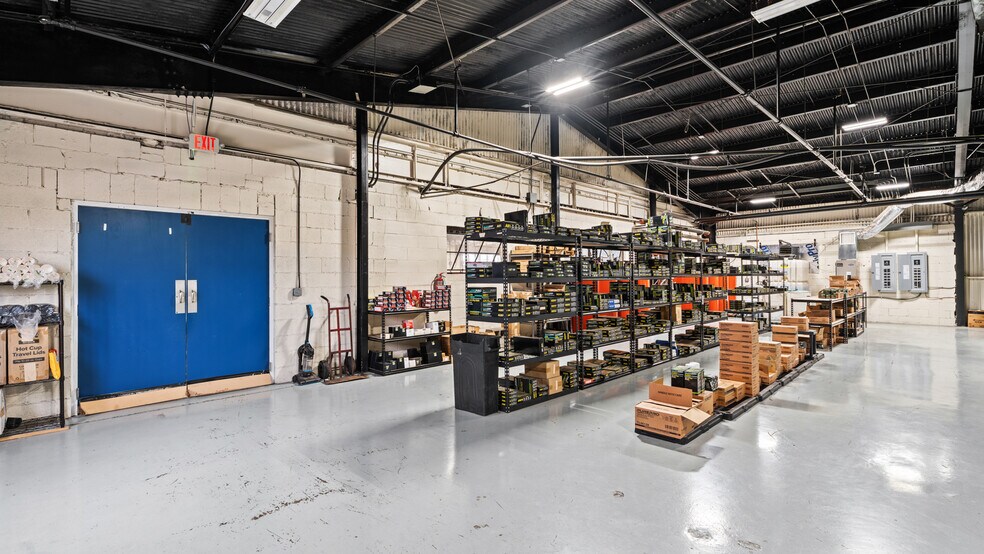 More Photos Of 1107-1111 W Shawnee St, Muskogee Auto Repair For Sale