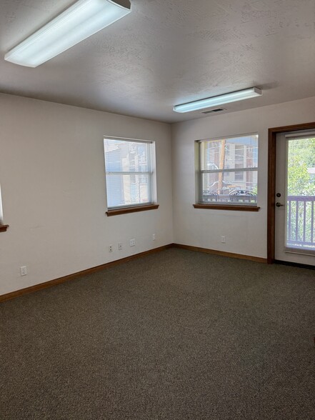 More Photos Of 124 N Elden St, Flagstaff Office For Lease