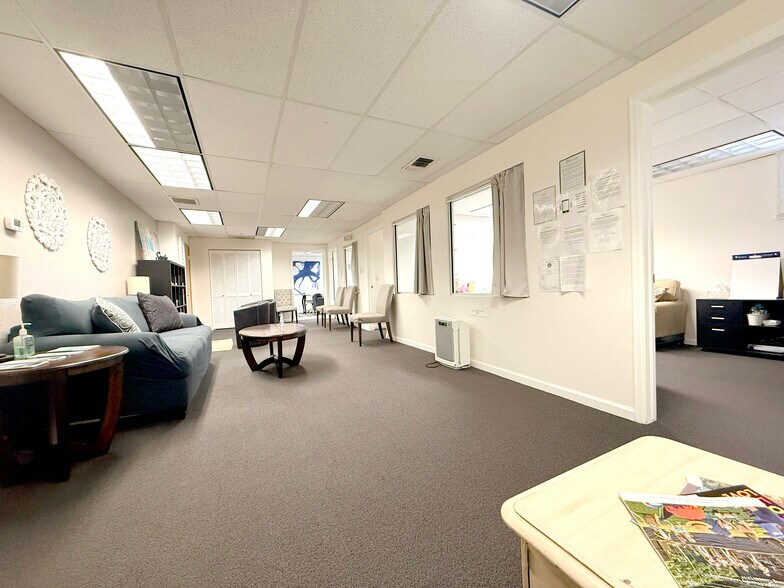 More Photos Of 6635 S Dayton St, Greenwood Village Office Residential For Sale