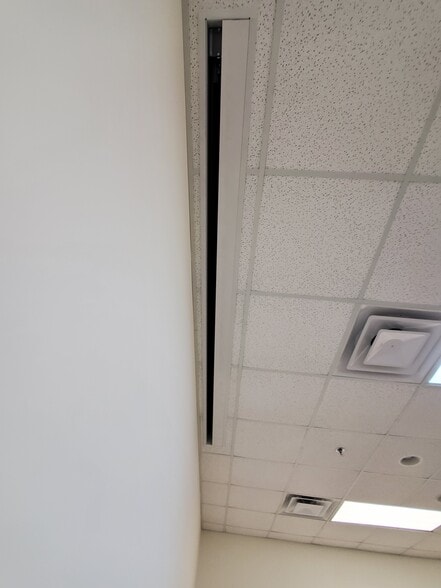 More Photos Of 3619 Richmond Hwy, Stafford Light Distribution For Sale