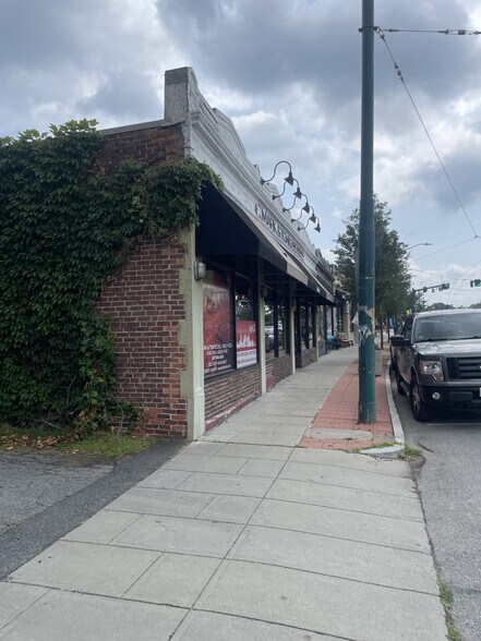 More Photos Of 117-121 Trapelo Rd, Belmont Restaurant For Sale