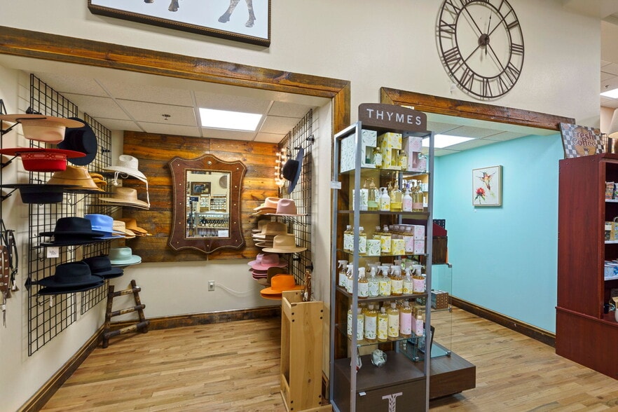 More Photos Of 216 W Lincolnway, Cheyenne Storefront Retail Office For Sale