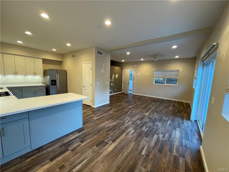 More Photos Of 68980 Via Eytel Rd, Cathedral City Apartments For Sale
