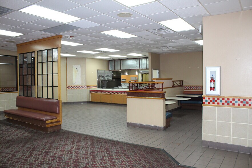 More Photos Of 726 SW Federal Hwy, Stuart Fast Food For Sale
