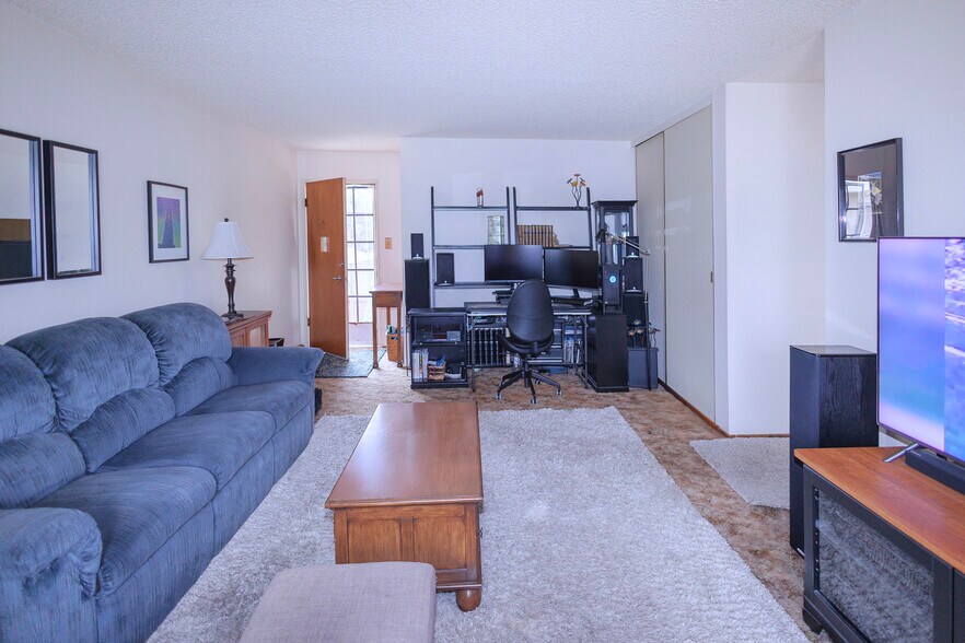 More Photos Of 432 Richmond Dr, Millbrae Apartments For Sale
