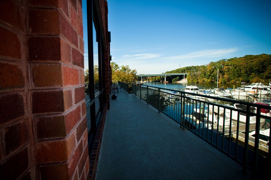 More Photos Of 13200 Marina Way, Woodbridge Office For Lease