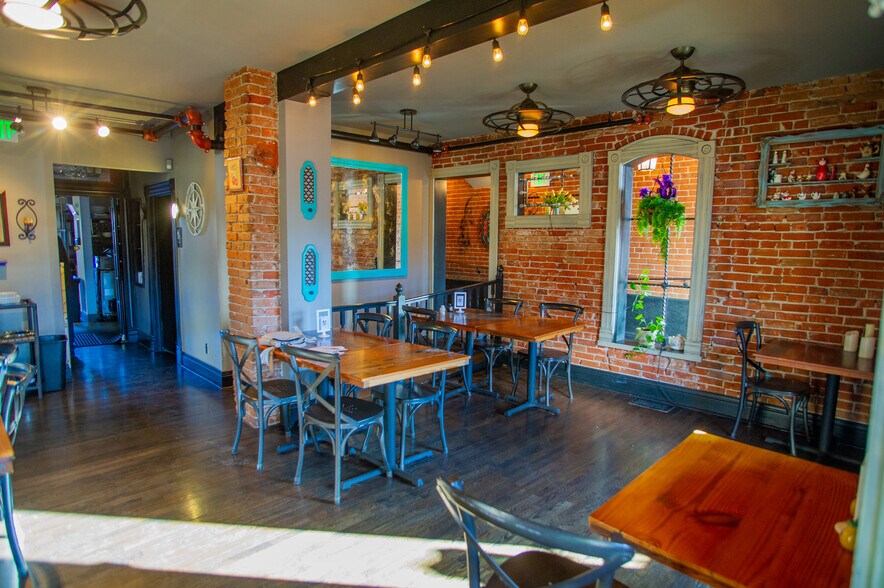 More Photos Of 3927 W 32nd Ave, Denver Restaurant For Sale