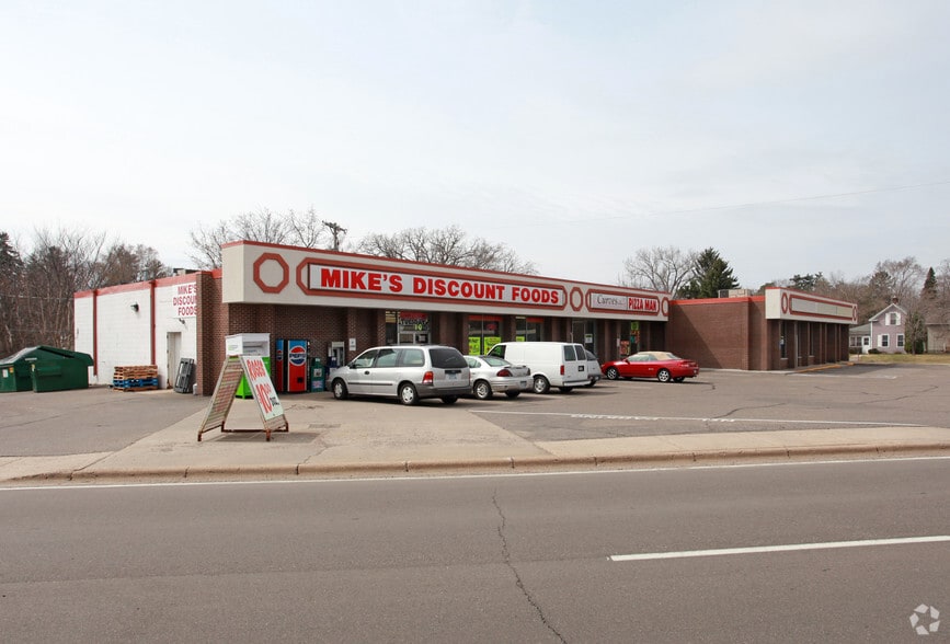 More Photos Of 504-516 E River Rd, Anoka Storefront For Lease