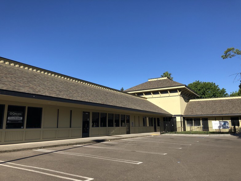 More Photos Of 7525 Auburn Blvd, Citrus Heights Unknown For Sale