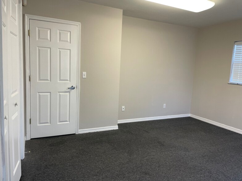 More Photos Of 200 Congress St, Oldsmar Office For Sale