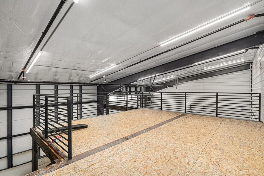 More Photos Of 7542 S Potomac St, Centennial Flex For Sale