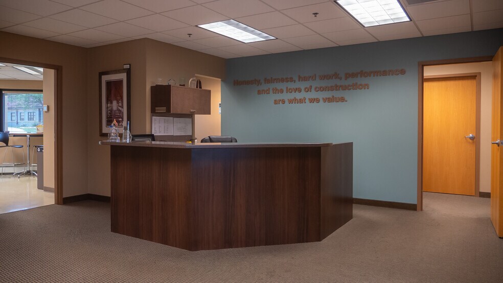 More Photos Of 3621 9th St NW, Rochester Warehouse For Lease