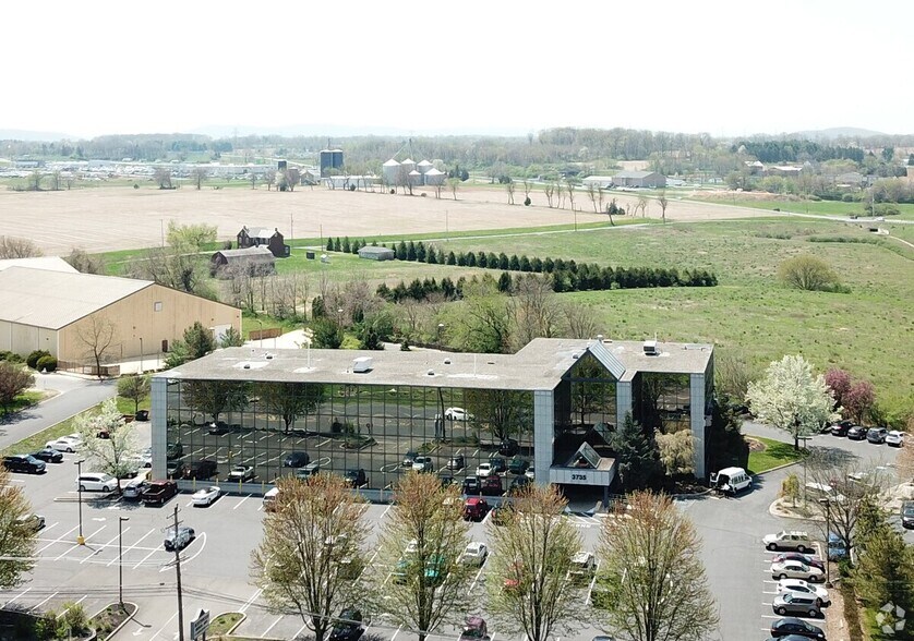 Primary Photo Of 3735 Easton Nazareth Hwy, Easton Medical For Lease