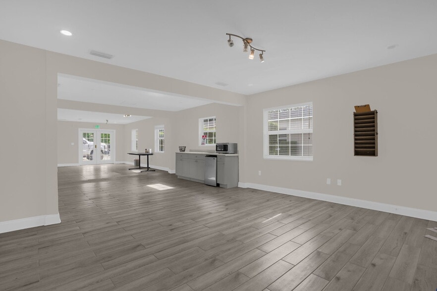 More Photos Of 1501 E Robinson St, Orlando Office Residential For Lease