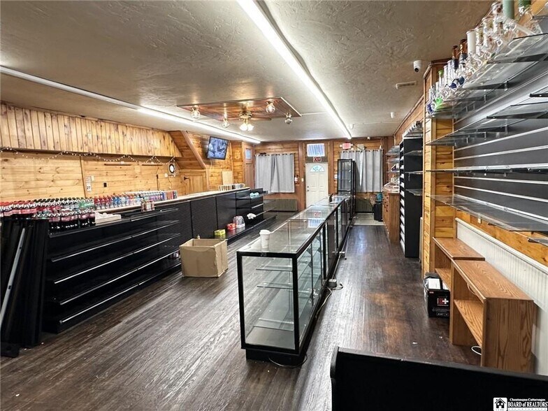 More Photos Of 97 Main St, Randolph Bar For Sale