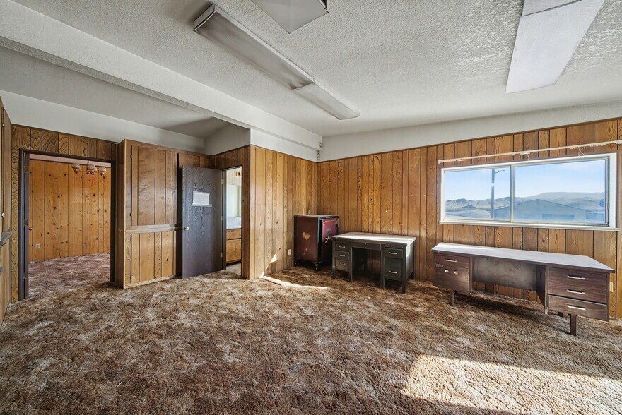 More Photos Of 702 S Main St, Yerington Freestanding For Sale