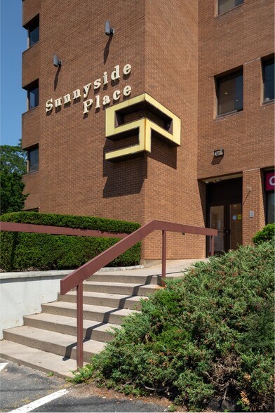 More Photos Of 1600 Bedford Hwy, Bedford Office For Lease