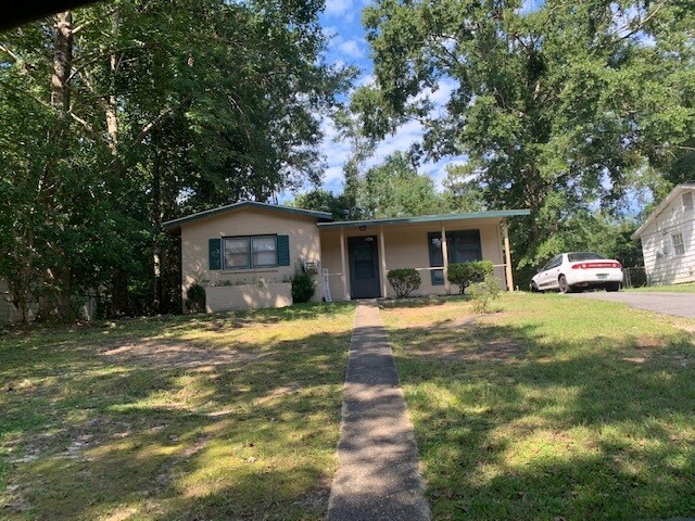 More Photos Of Downtown, Mobile Specialty For Sale