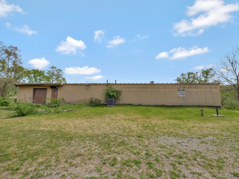 More Photos Of 239 US-206, Sandyston Manufacturing For Sale