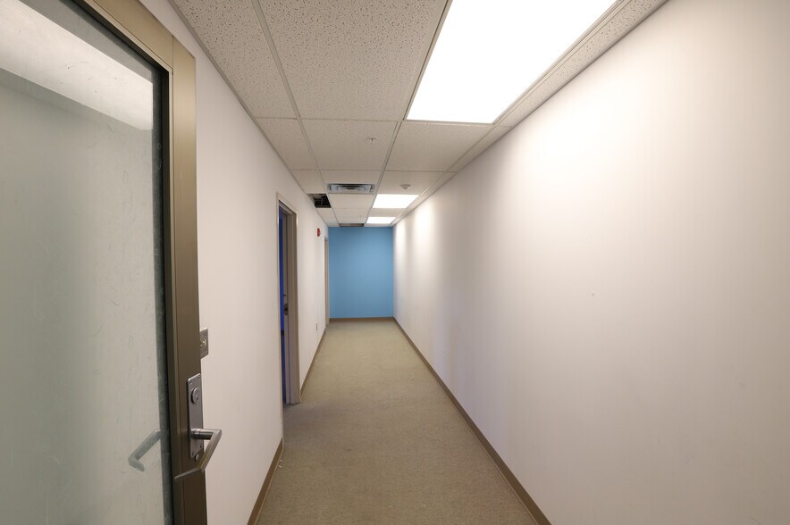 More Photos Of 184 Salem Ave, Dayton Office Residential For Lease