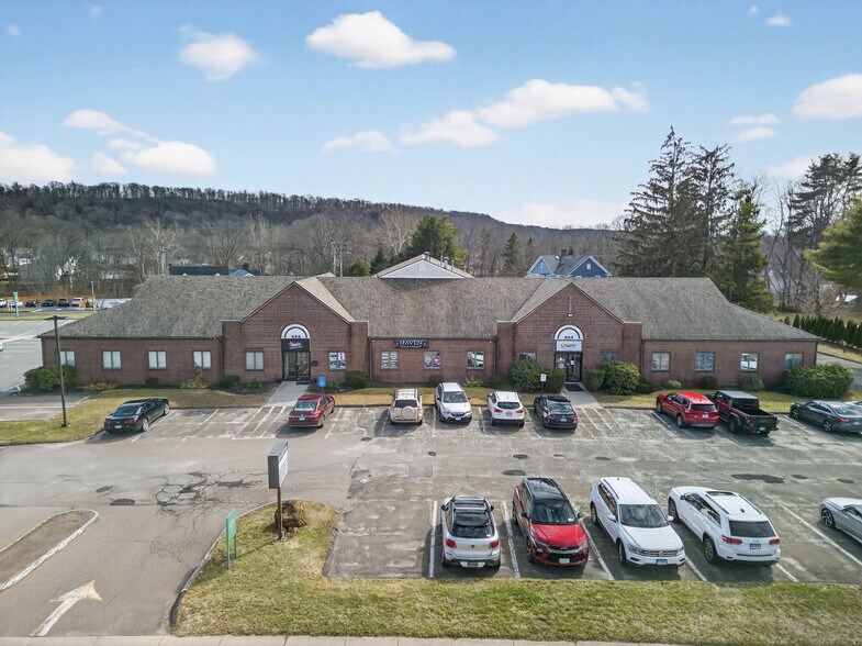 More Photos Of 444 Foxon Rd, East Haven Office For Sale