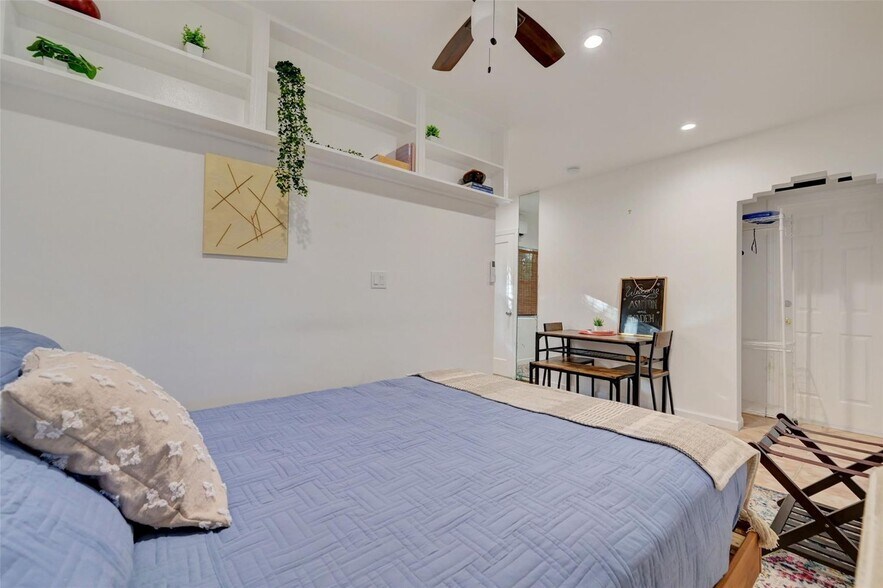 More Photos Of 1944 NE 5th St, Deerfield Beach Apartments For Sale