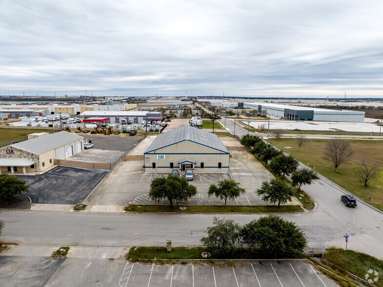 More Photos Of 17300 Bell North Dr, Schertz Warehouse For Sale