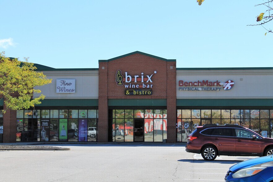 More Photos Of 12410-12492 LaGrange Rd, Louisville Unknown For Lease