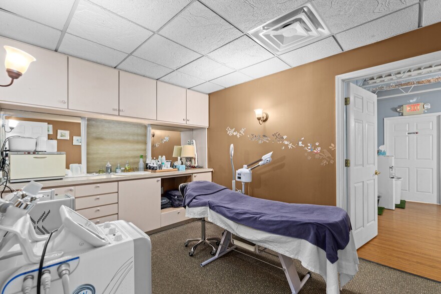 More Photos Of 5145 Buford Hwy NE, Doraville Freestanding For Lease