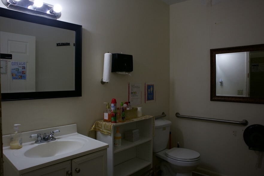 More Photos Of 63-75 Hancock St, Everett Apartments For Sale