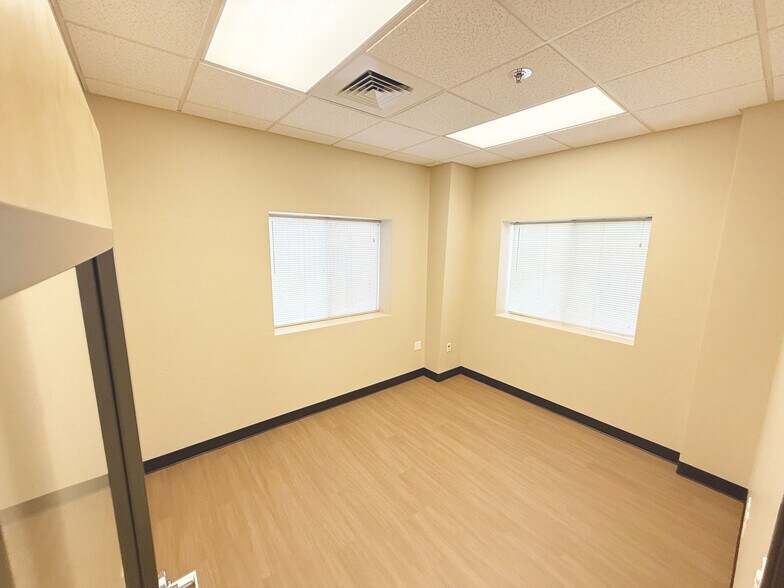 More Photos Of 180 S Danebo Ave, Eugene Warehouse For Lease