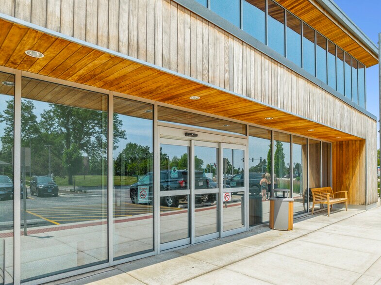 More Photos Of 7600 County Line Rd, Burr Ridge Medical For Sale