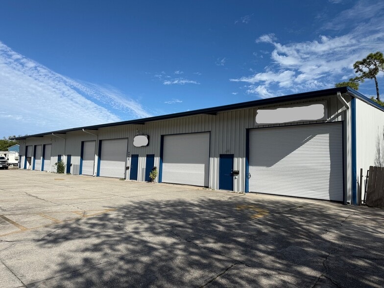 Primary Photo Of 6945 Sonny Dale Dr, Melbourne Warehouse For Lease