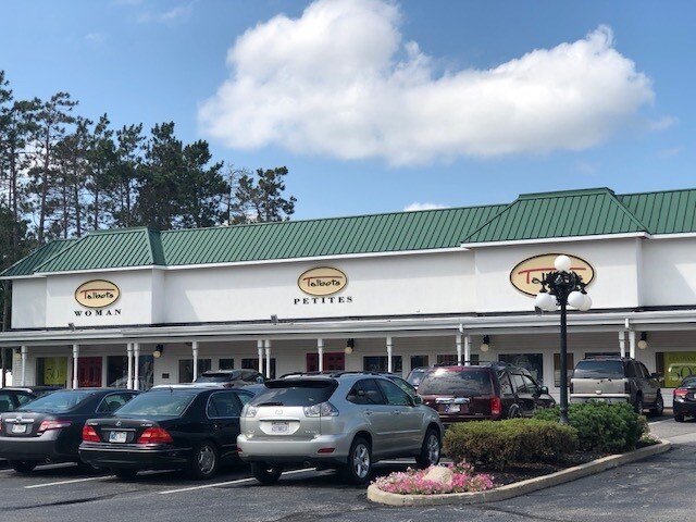 More Photos Of 340 W Cleveland Rd, Granger Storefront For Lease