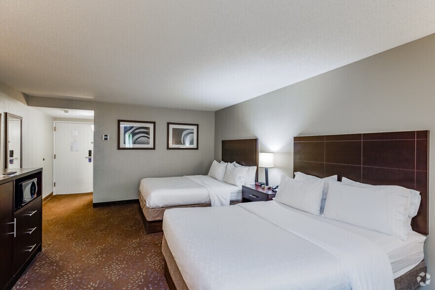 More Photos Of 5311 Campbells Run Rd, Pittsburgh Hotel For Sale