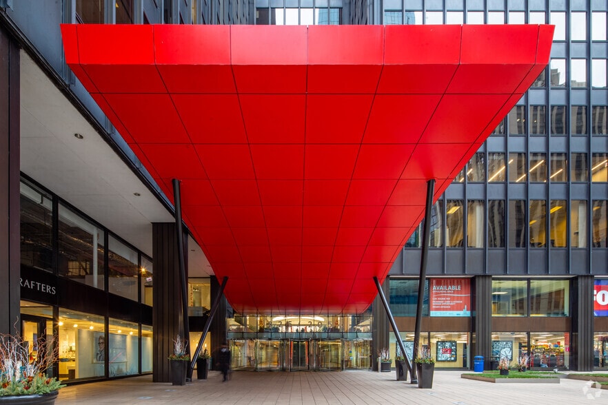 More Photos Of 225 N Michigan Ave, Chicago Office For Lease