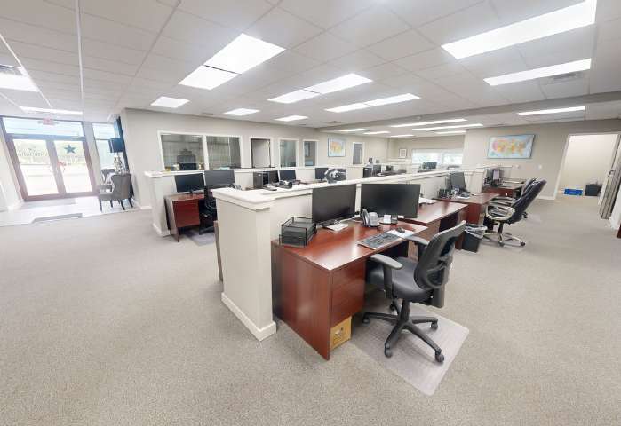More Photos Of 5106 S Thompson St, Springdale Storefront For Lease
