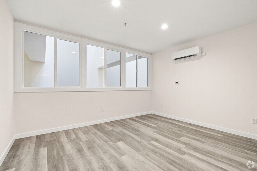 More Photos Of 818 K St, Sacramento Apartments For Sale