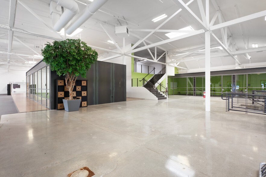 More Photos Of 290 De Haro St, San Francisco Office For Lease