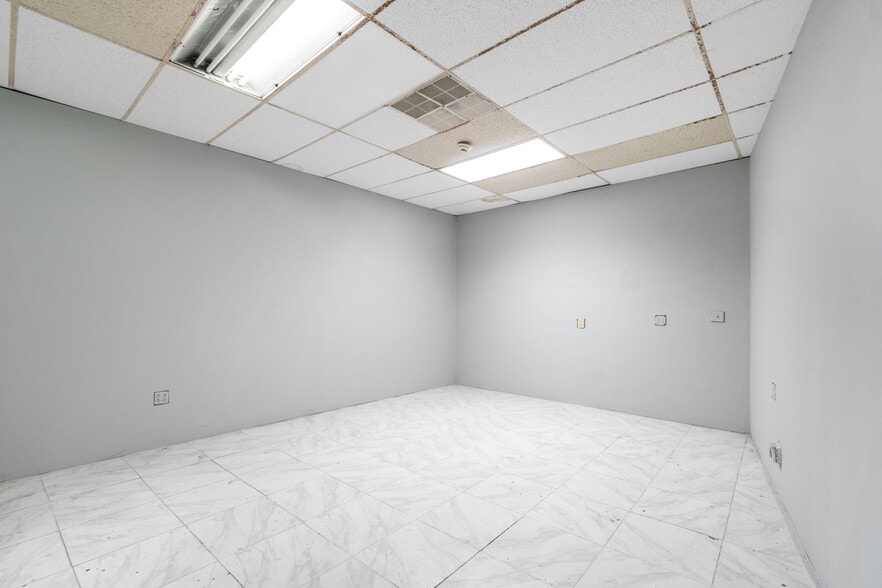 More Photos Of 715 McDuff Ave N, Jacksonville Storefront Retail Residential For Sale