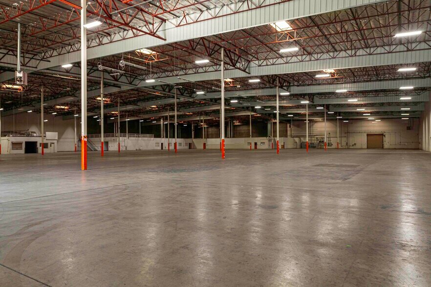 More Photos Of 600 S McClure Rd, Modesto Warehouse For Lease