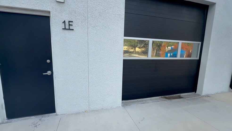 Primary Photo Of 5474 Williams Rd, Tampa Light Distribution For Lease