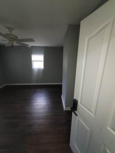 More Photos Of 2536 Indianapolis Ave, Indianapolis Apartments For Sale