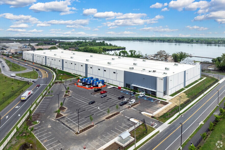 More Photos Of 7101 Milnor St, Philadelphia Distribution For Lease