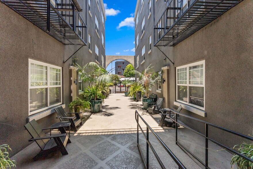 More Photos Of 1751 University Ave, San Diego Apartments For Sale